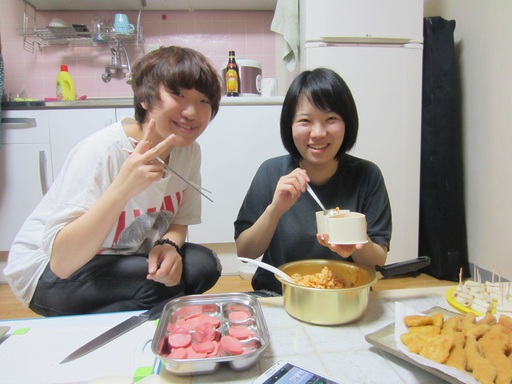 Yu et Nana, nos deux hôtes!