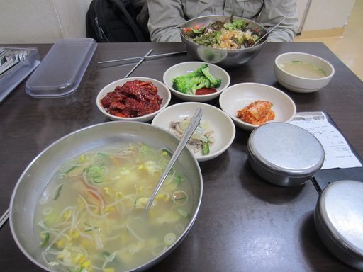Un bon repas coréen avant de partir...