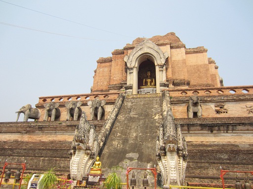 Le Wat Chedi Luang
