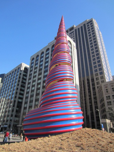 Le Printemps, sculpture placée à l'entrée de l'avenue Cheong-gye-cheon