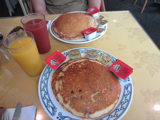 Un petit déjeuner copieux!