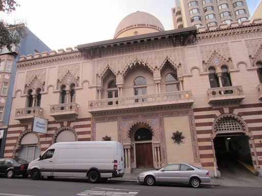 L'Alcazar Theatre