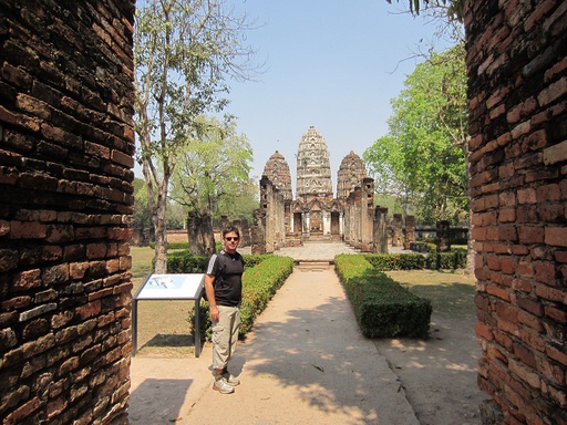 Mathias et un temple hindou à l'origine