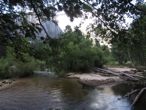 Une rivière